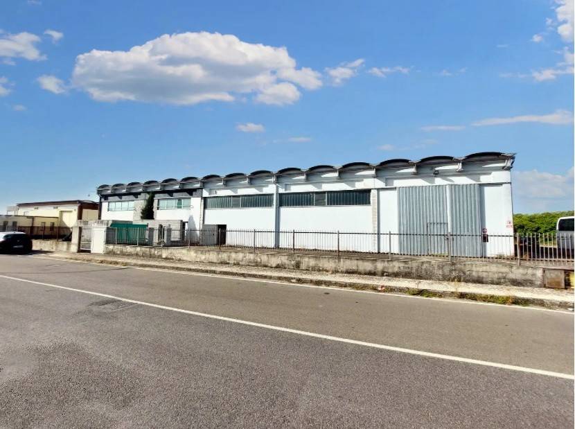 negozio in vendita a Bozzolo