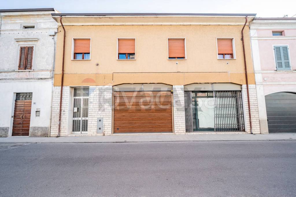 casa indipendente in vendita a Bozzolo