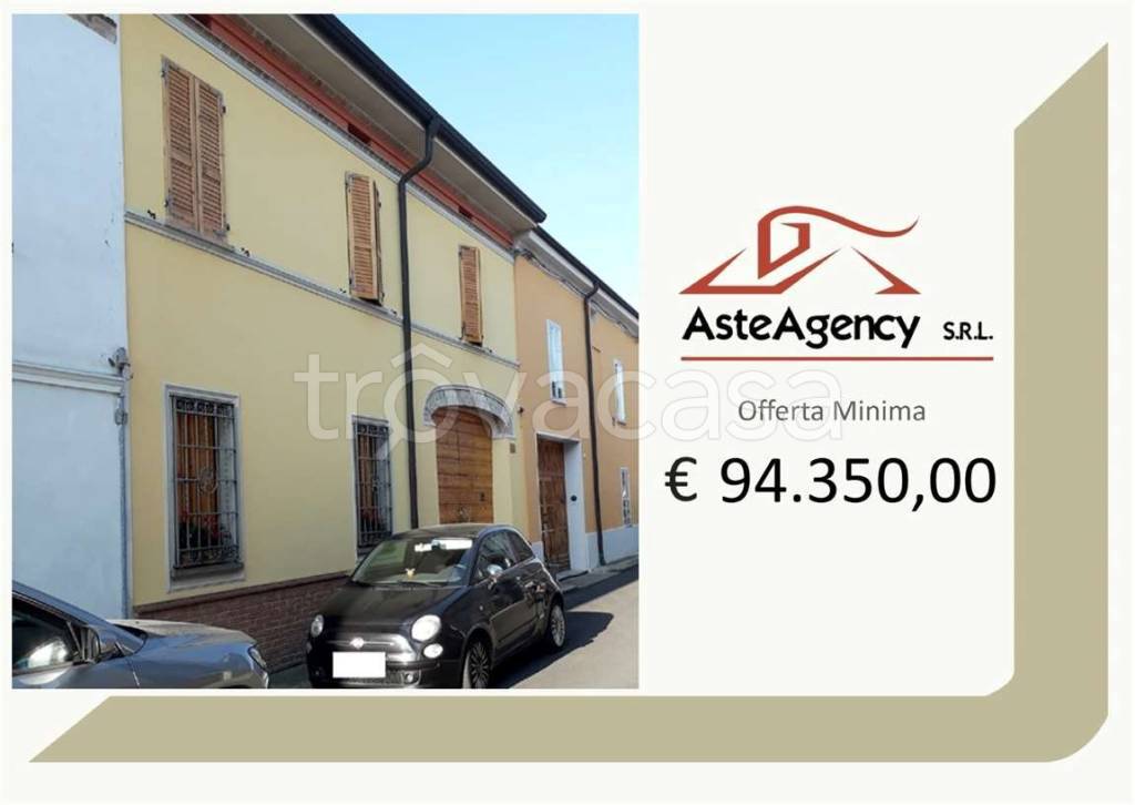 casa indipendente in vendita a Bozzolo