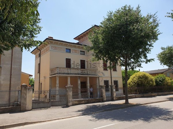 casa indipendente in vendita a Canneto sull'Oglio
