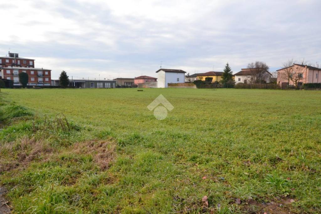 terreno agricolo in vendita a Canneto sull'Oglio