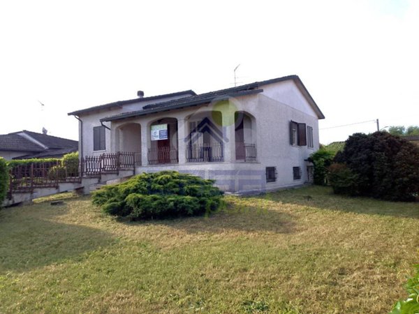 casa indipendente in vendita a Canneto sull'Oglio