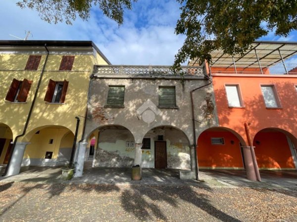 casa indipendente in vendita a Canneto sull'Oglio