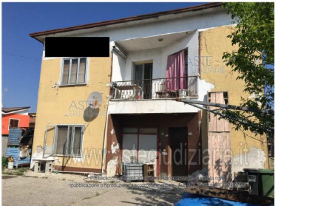 negozio in vendita a Canneto sull'Oglio