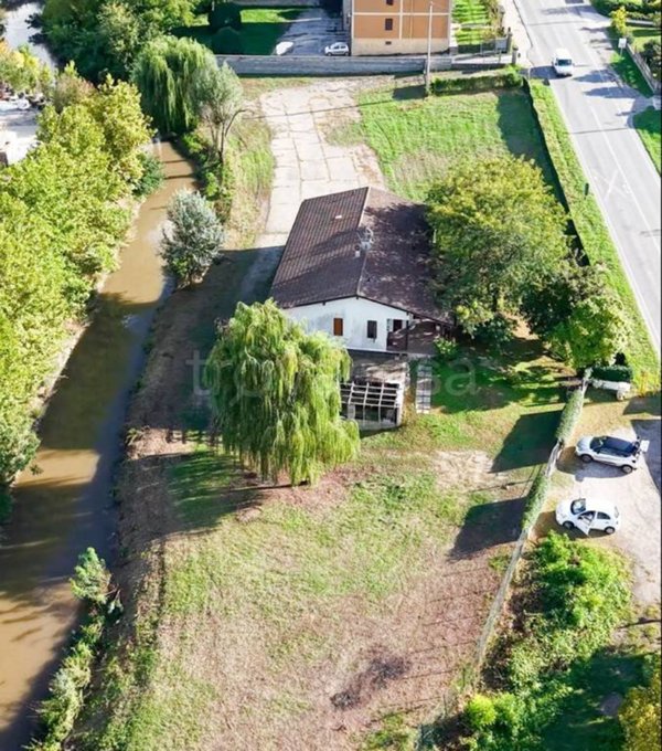 casa indipendente in vendita a Canneto sull'Oglio