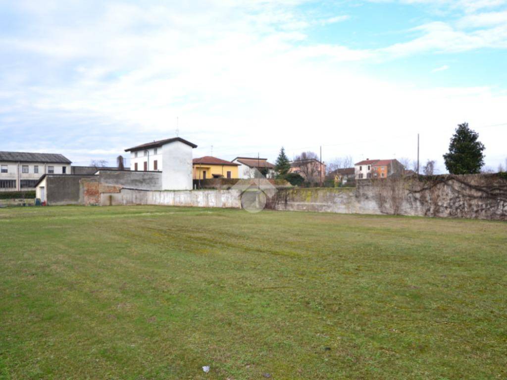 terreno agricolo in vendita a Canneto sull'Oglio