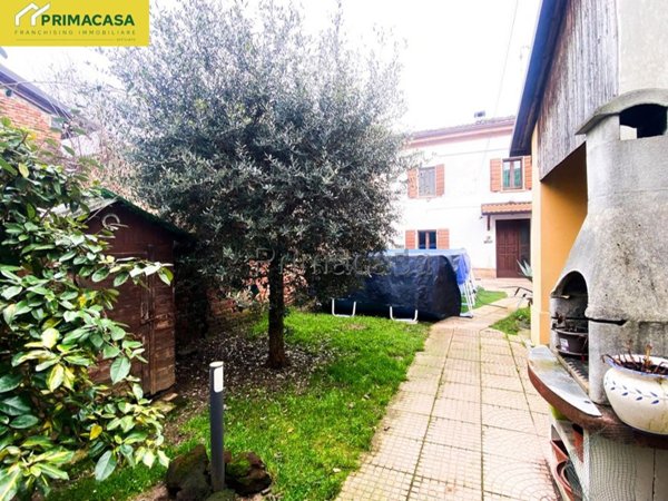 casa indipendente in vendita a Canneto sull'Oglio