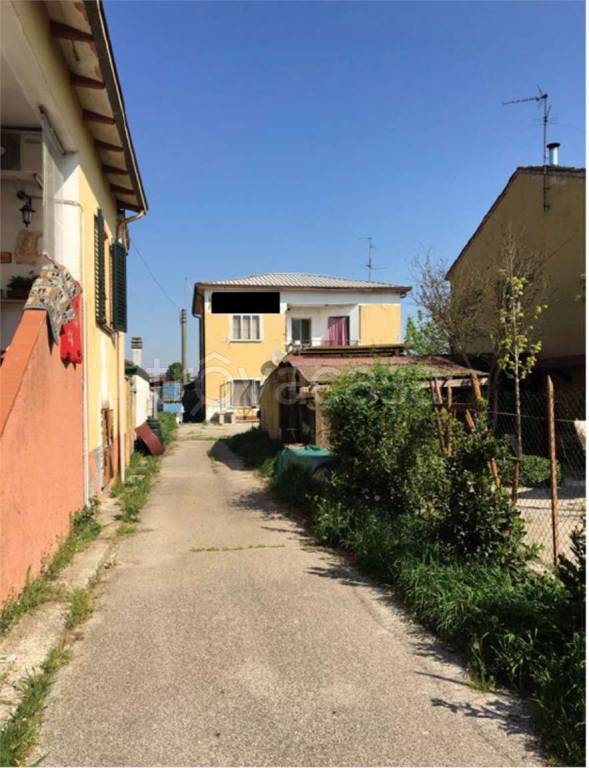 locale commerciale in vendita a Canneto sull'Oglio