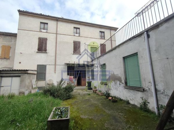 casa indipendente in vendita a Canneto sull'Oglio