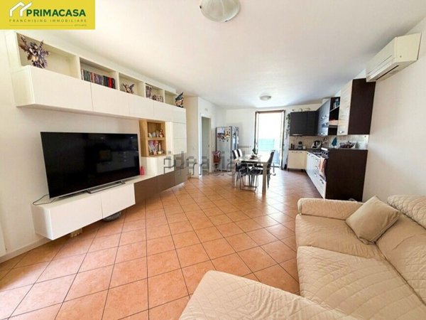 casa indipendente in vendita a Canneto sull'Oglio