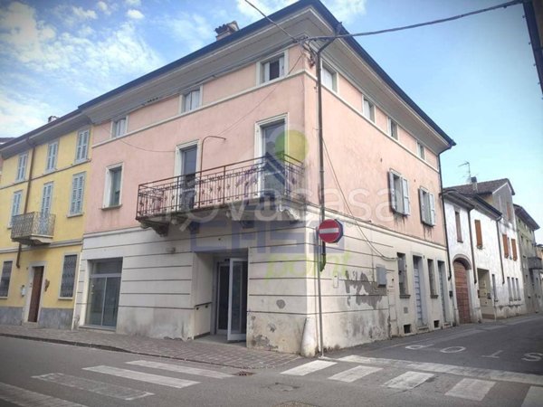 negozio in vendita a Canneto sull'Oglio