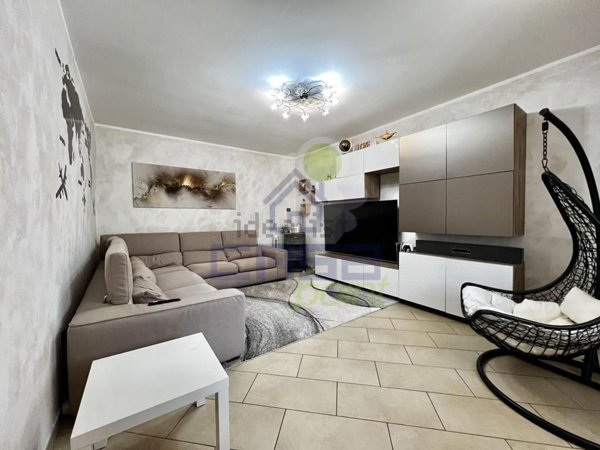 casa indipendente in vendita a Canneto sull'Oglio