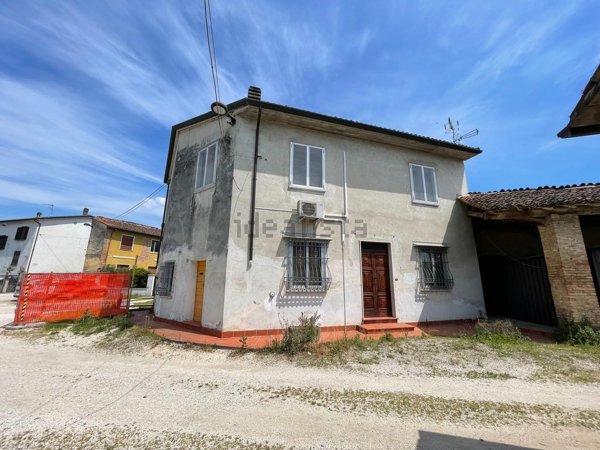 casa indipendente in vendita a Canneto sull'Oglio