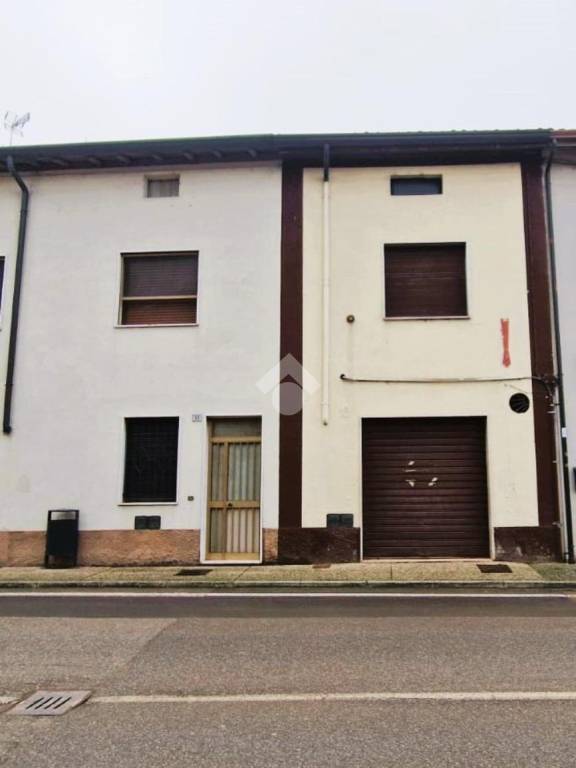 casa indipendente in vendita a Casalmoro