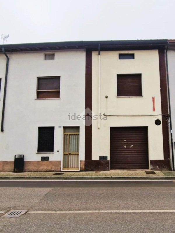 casa semindipendente in vendita a Casalmoro