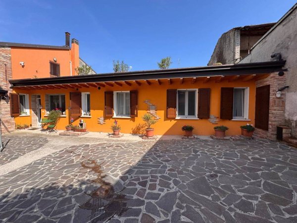casa indipendente in vendita a Casalmoro