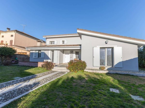 casa indipendente in vendita a Casalmoro