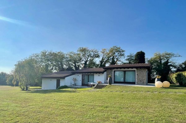 casa indipendente in vendita a Casalmoro