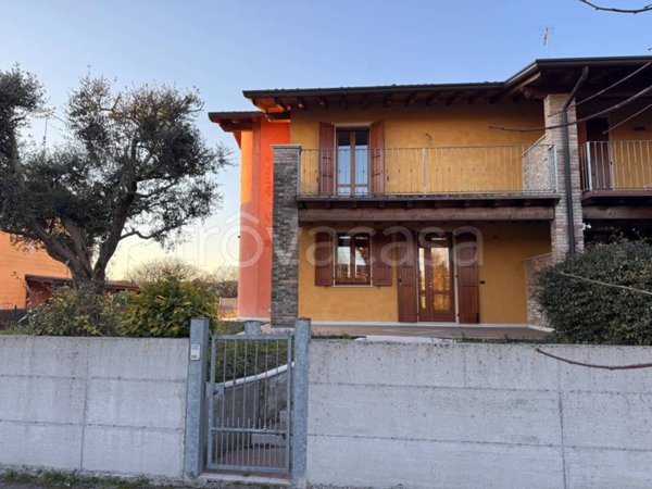 casa indipendente in vendita a Casaloldo