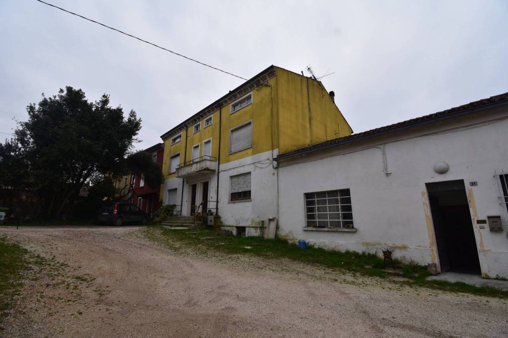 casa indipendente in vendita a Casaloldo