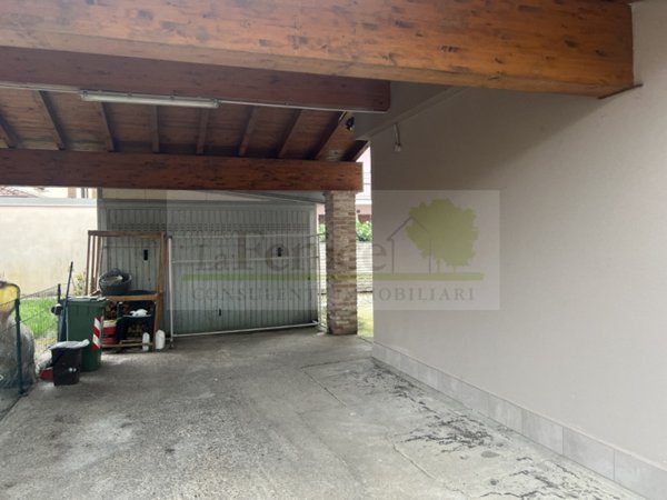 casa indipendente in vendita a Casaloldo