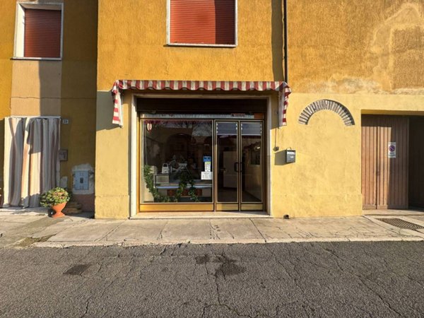 negozio in vendita a Casaloldo
