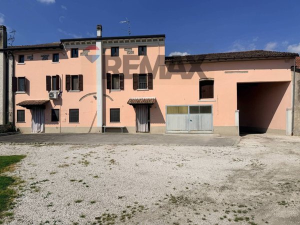 casa indipendente in vendita a Casaloldo