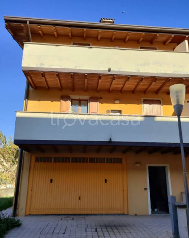 casa indipendente in vendita a Casaloldo