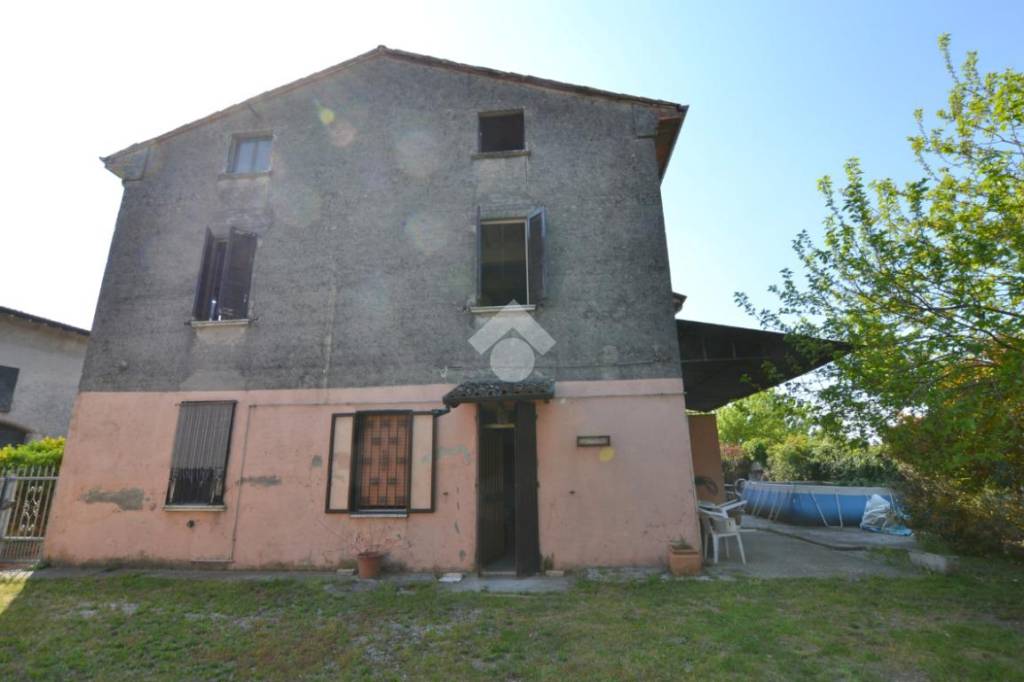 casa indipendente in vendita a Casalromano