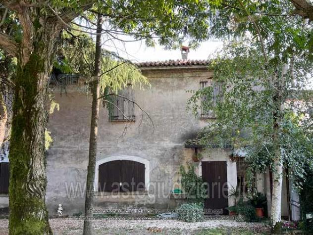 appartamento in vendita a Casalromano in zona Fontanella Grazioli