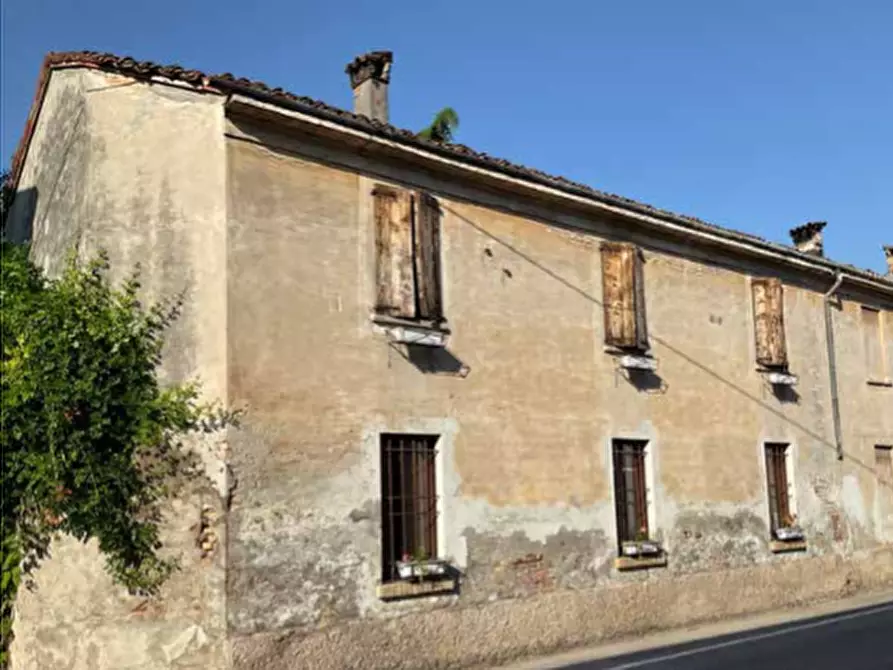casa indipendente in vendita a Casalromano in zona Fontanella Grazioli