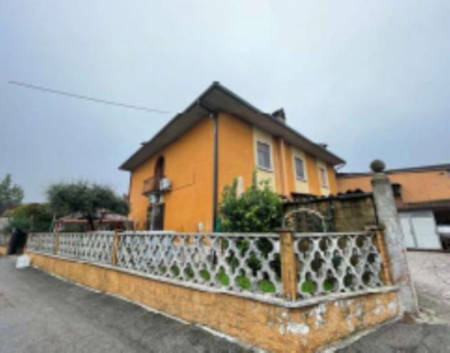 terreno edificabile in vendita a Casalromano in zona Fontanella Grazioli