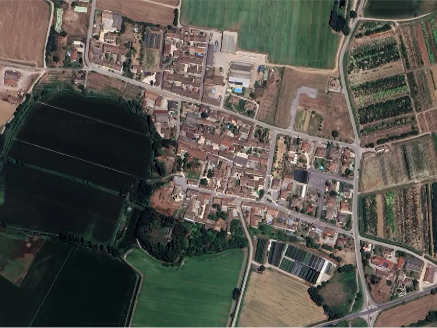 casa indipendente in vendita a Casalromano in zona Fontanella Grazioli