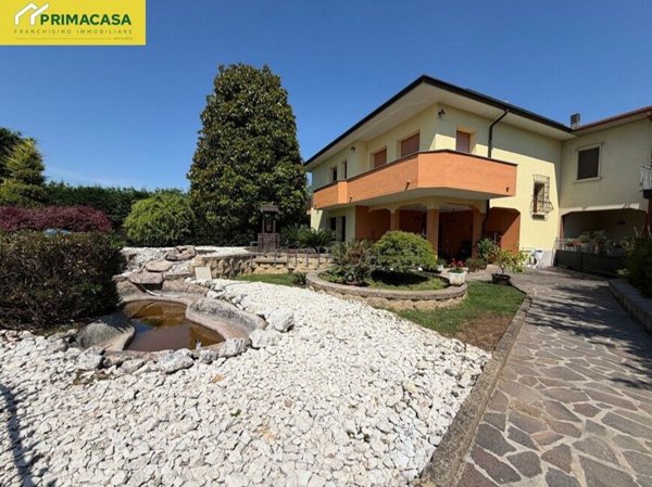 casa indipendente in vendita a Casalromano