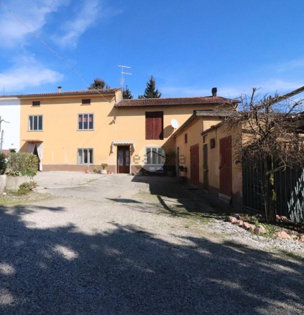 casa indipendente in vendita a Castelbelforte