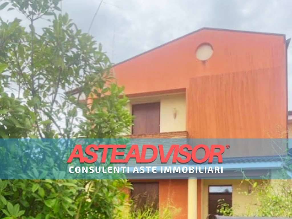 casa indipendente in vendita a Castelbelforte