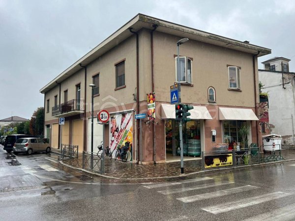 trivano in vendita a Castelbelforte