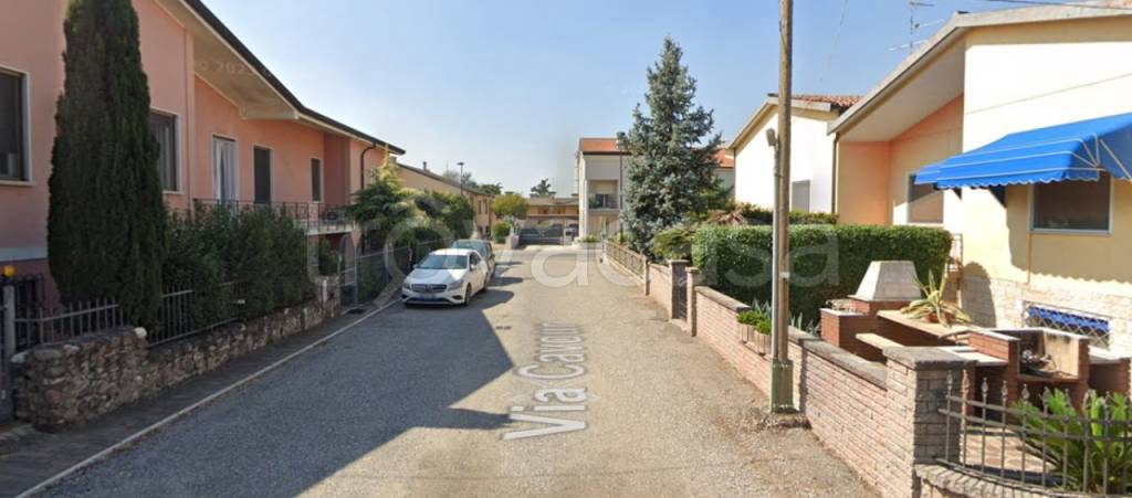 casa indipendente in vendita a Castelbelforte