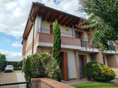 casa indipendente in vendita a Castelbelforte