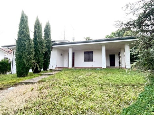 casa indipendente in vendita a Castelbelforte