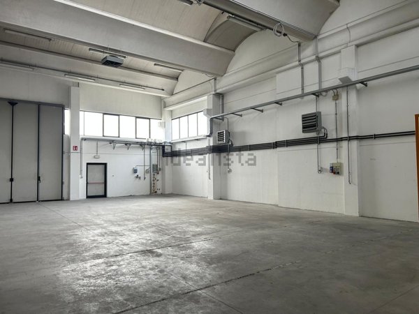 ufficio in vendita a Castelbelforte