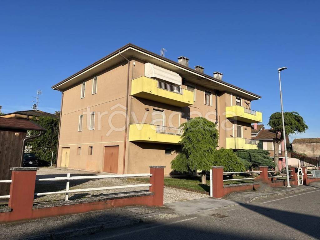 appartamento in vendita a Castelbelforte