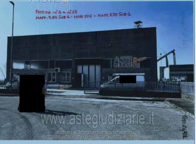 negozio in vendita a Castel d'Ario