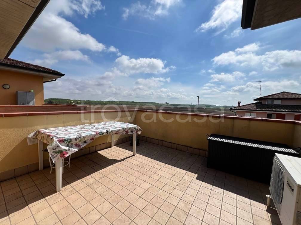 appartamento in vendita a Castel d'Ario