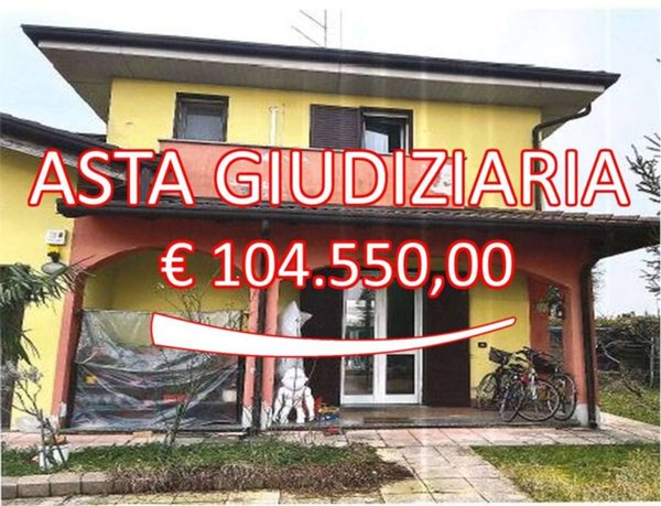 casa indipendente in vendita a Castel d'Ario