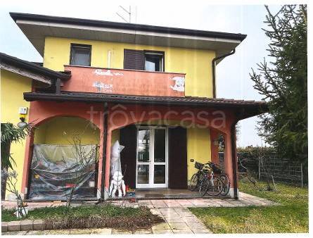 appartamento in vendita a Castel d'Ario