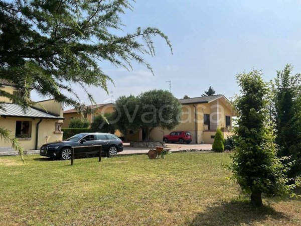 casa indipendente in vendita a Castel d'Ario