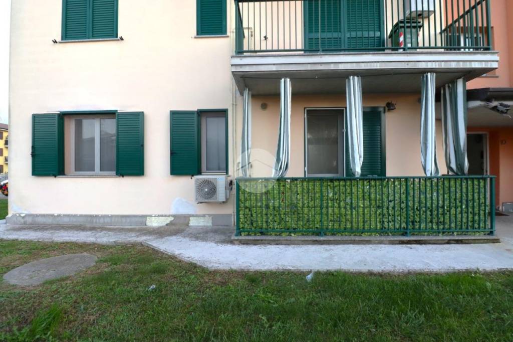 appartamento in vendita a Castel d'Ario