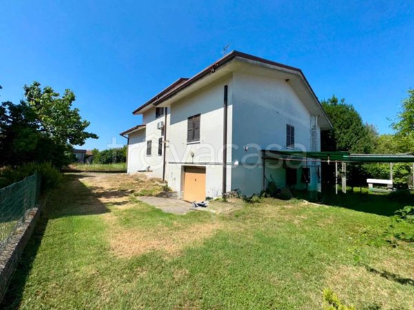 casa indipendente in vendita a Castel d'Ario