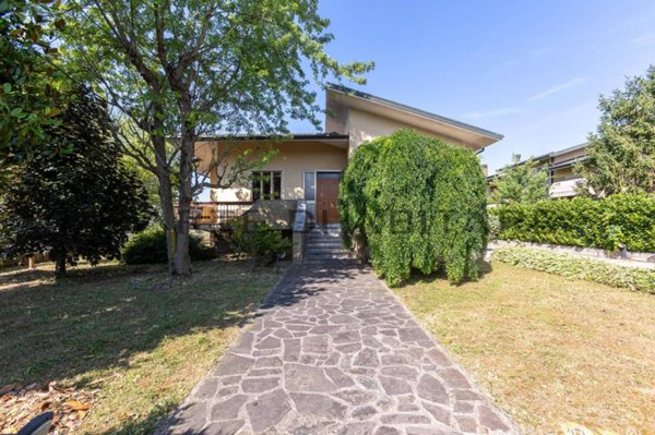 casa indipendente in vendita a Castel d'Ario